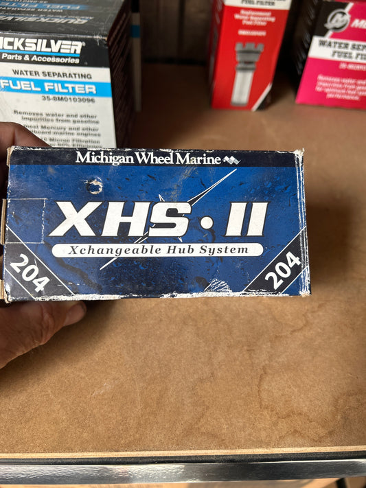 15 tooth spline Suzuki HUB KIT150-300hp 1986 +