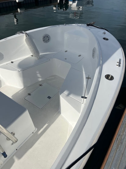 2023 Custom 21 Center Console