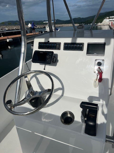 2023 Custom 21 Center Console