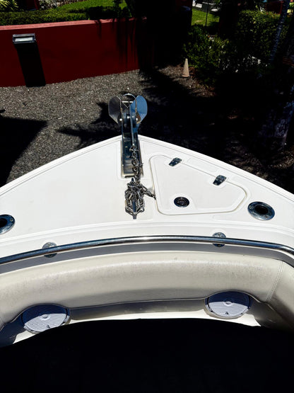 2013 Boston Whaler 230 Outrage