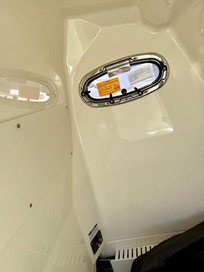 2013 Boston Whaler 230 Outrage