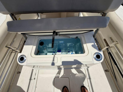 2013 Boston Whaler 230 Outrage