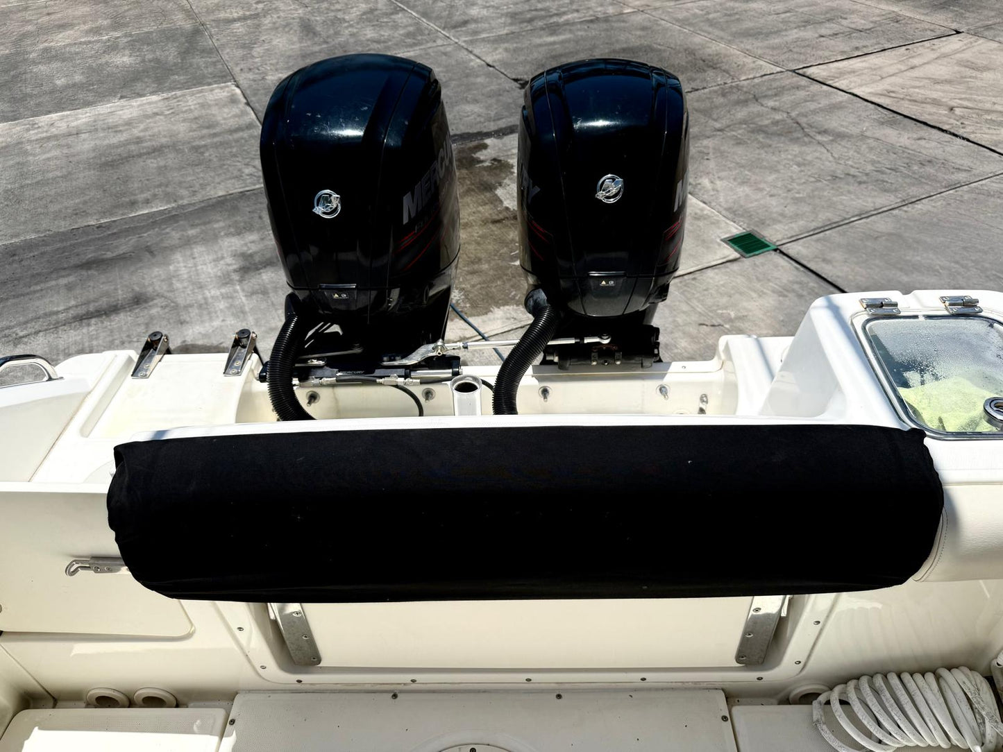 2013 Boston Whaler 230 Outrage